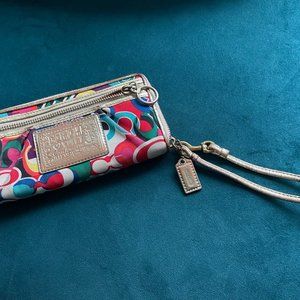 Coach multicolor wallet/wristlet